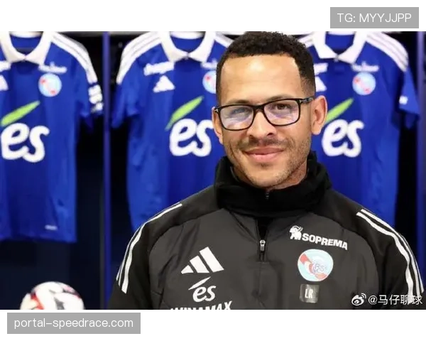 赛后混合采访区:斯特拉斯堡主帅承认球队心态出现问题 赛后混合采访区:斯特拉斯堡主帅承认球队心态出现问题